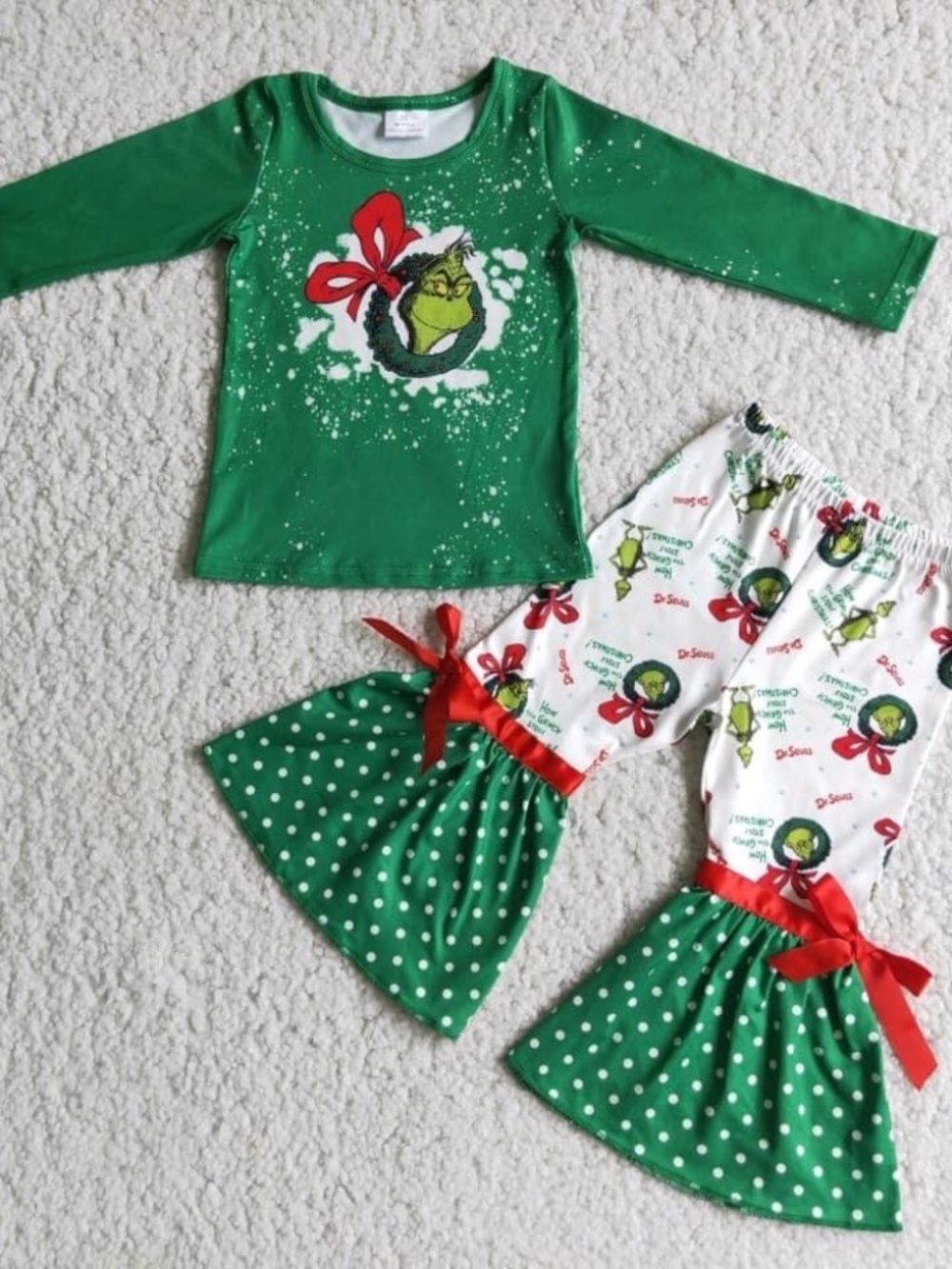 Boutique Christmas 🎄 Grinch cute bow pants long sleeve top set - Picture 4 of 7